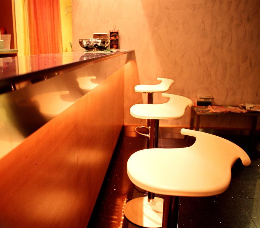 Hotel Italia Carmagnola Exteriör bild
